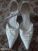 Olcsón eladó 40es fehér alkalmi cipő