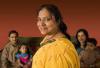Multi generational indiai csald hagyomnyos ruha